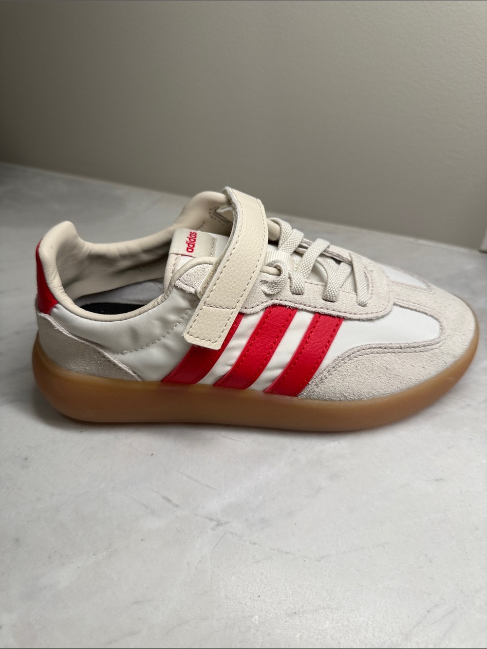 New adidas Kids Cream and Red Low-Top Sneaker